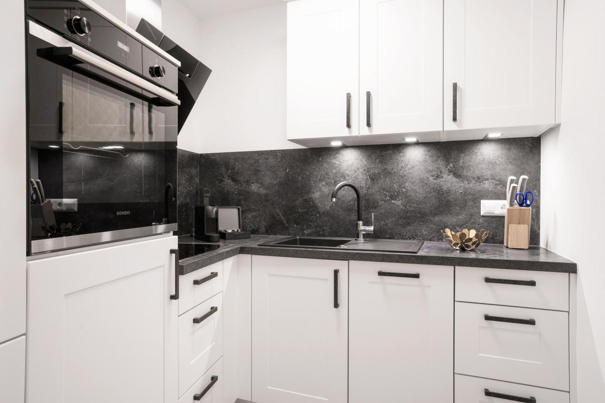 Easy Flat Villach Main Plaza Buitenkant foto